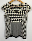 Escada Houndstooth Short Sleeve Knit Top | Black/White